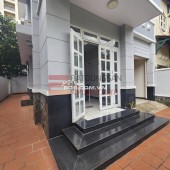 Chính chủ gửi cho thuê biệt thự sân vườn phường An Khánh Quận 2